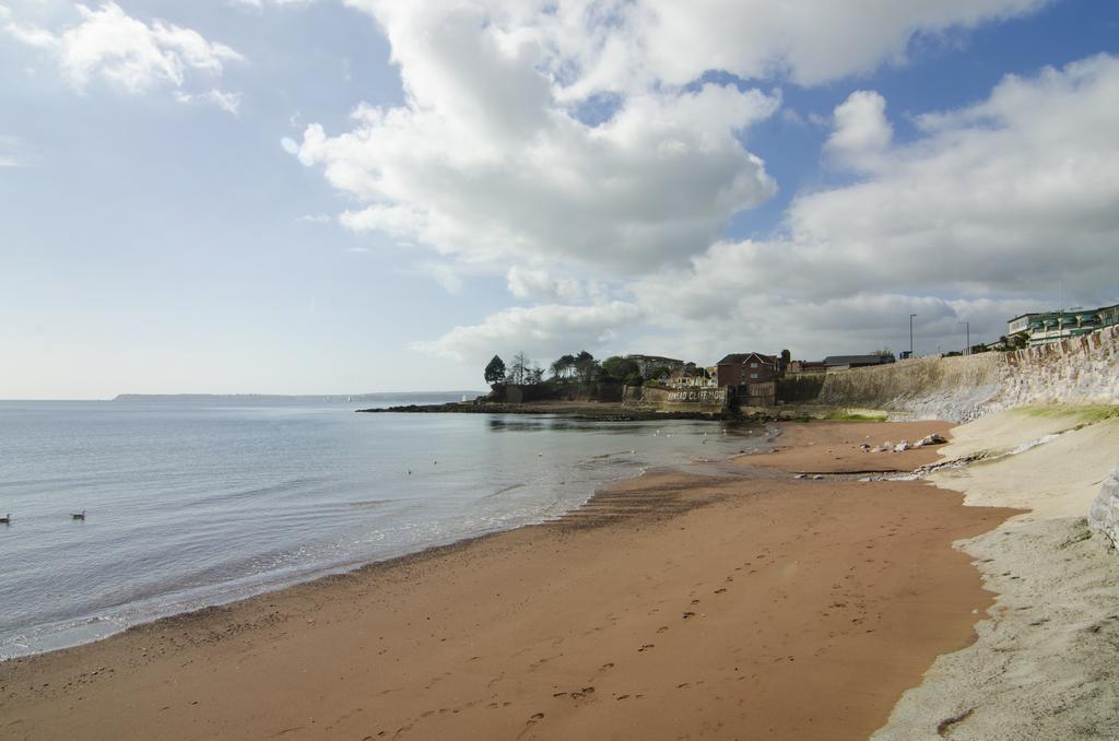 Beaches - South Sands House Holiday home *